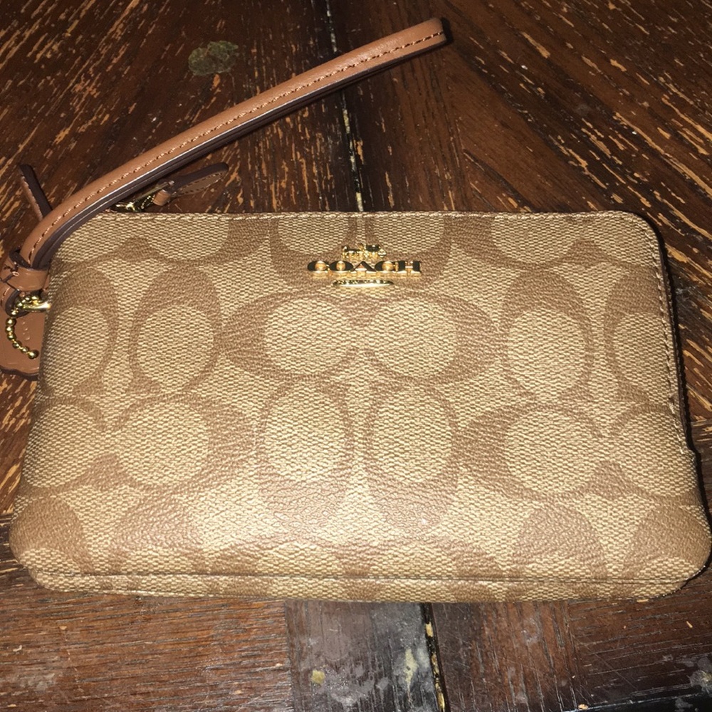 Coach Double Zip Wristlet